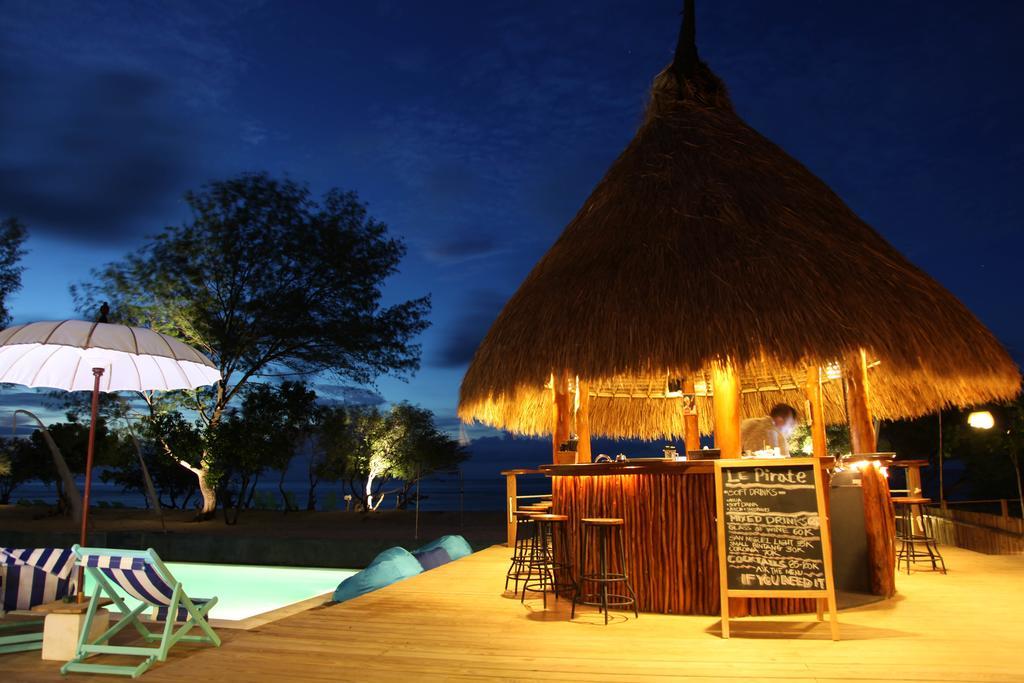 Le Pirate - Gili Trawangan Hotel Exterior foto